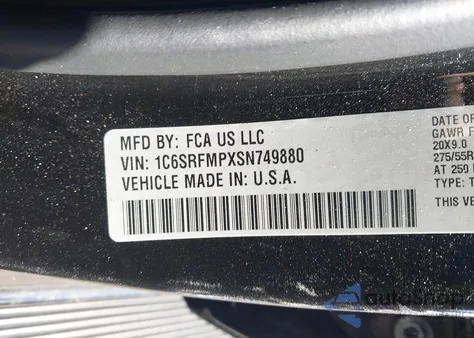 2025 Ram 1500 Big Horn 4X4 6'4 Box z USA, uszkodzony, nr VIN 1C6SRFMPXSN749880